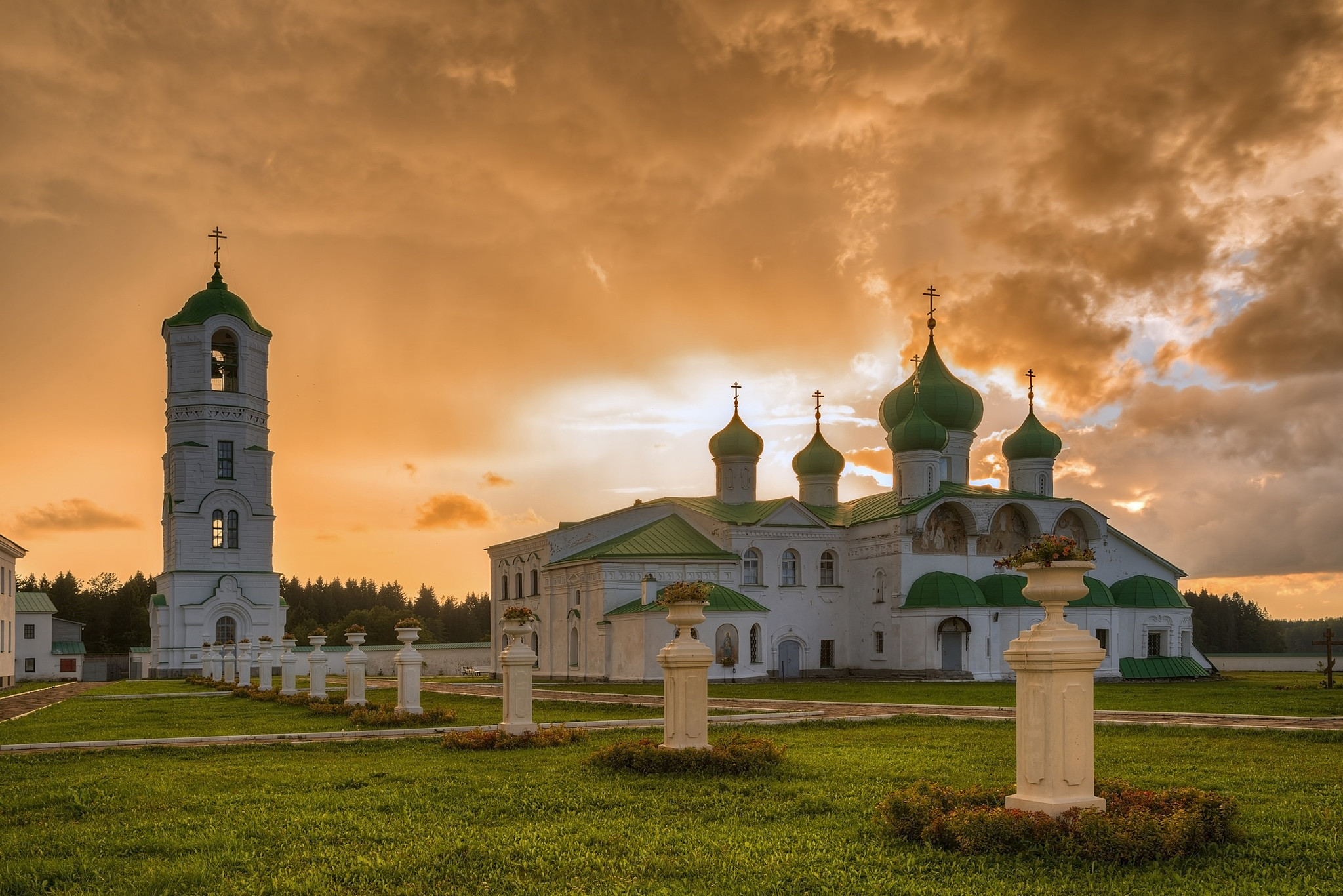Александровосвирский монастырь