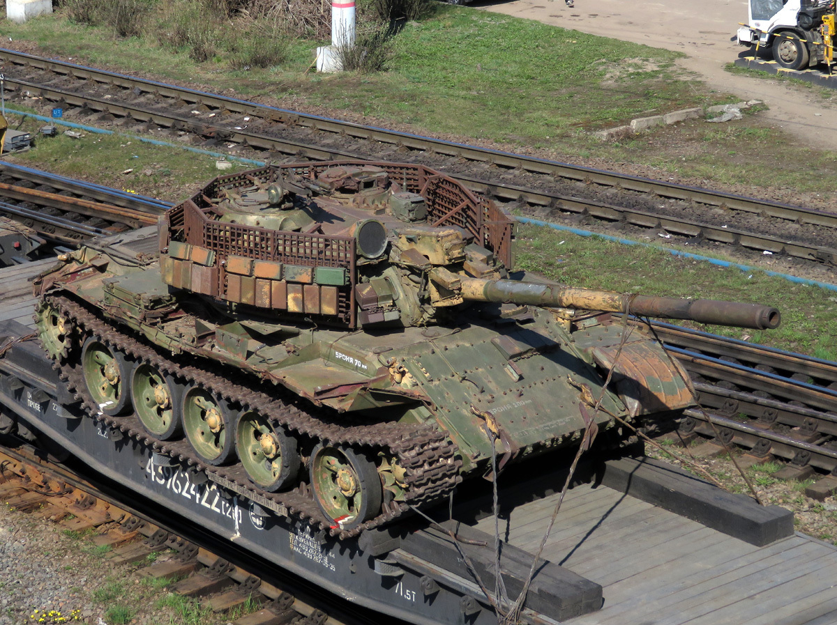 М 55с танк. Танк т-55амв. Танк т-55. Т-55 С динамической защитой. Т-62 С динамической защитой.