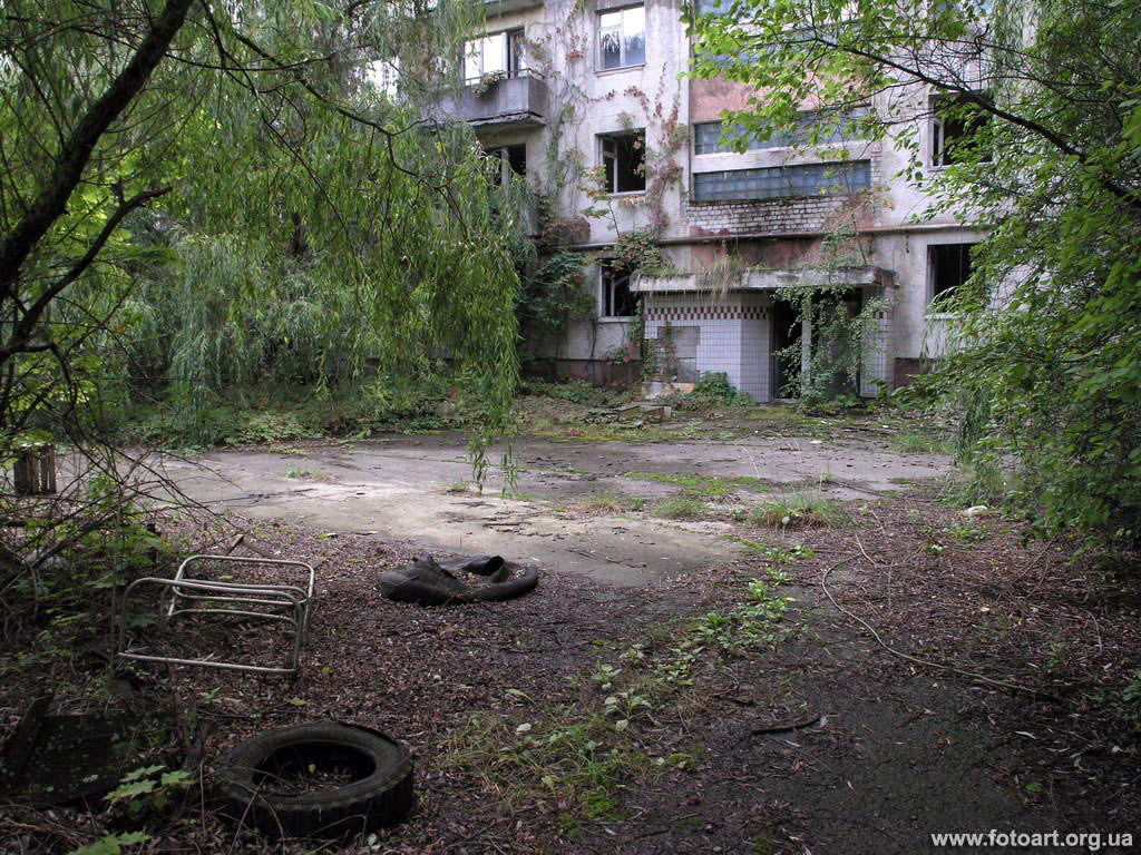 Припять мертвый город фото